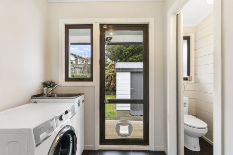 Photo of property in 1 Titoki Place, Pukete, Hamilton, 3200