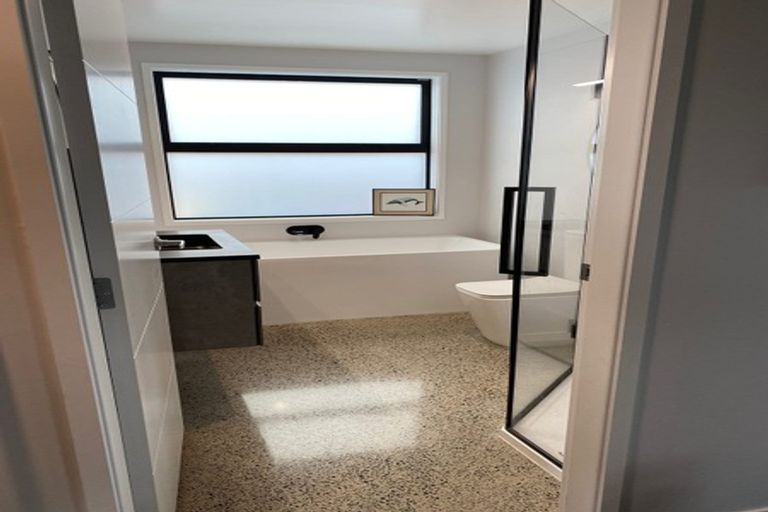 Photo of property in 2 Massee Way, Te Puke, 3119