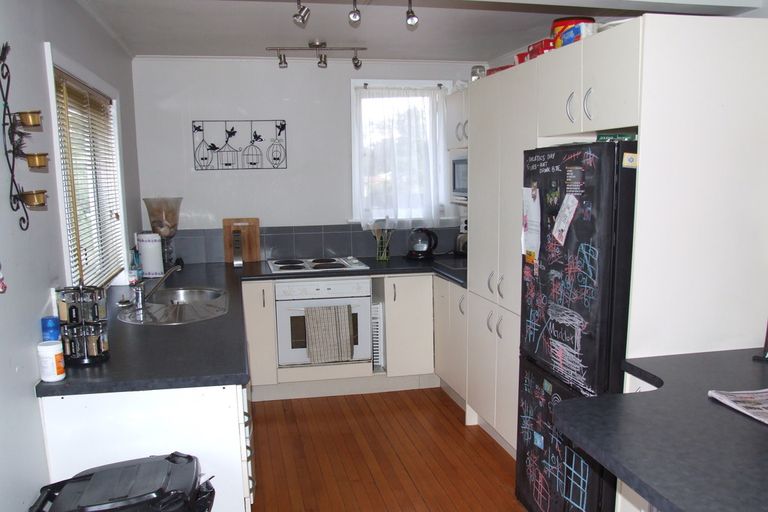 Photo of property in 4 Kauri Drive, Wairakei, Taupo, 3332