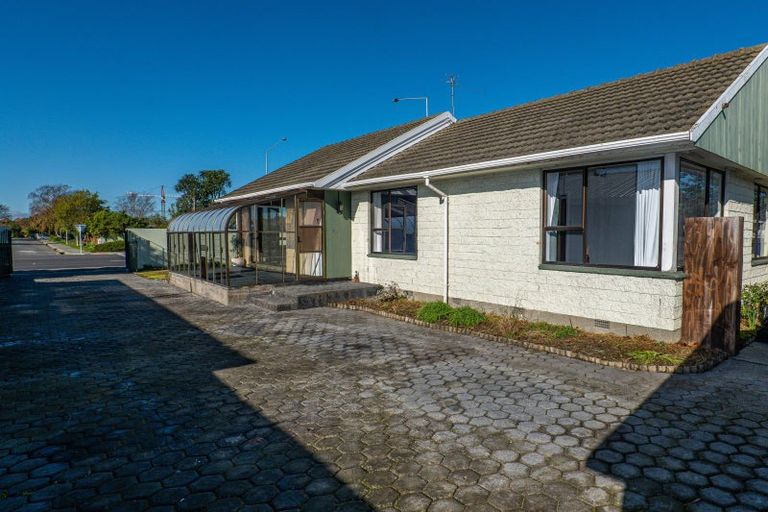 Photo of property in 10 Masham Road, Broomfield, Christchurch, 8042