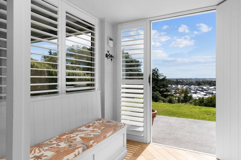 Photo of property in 849 Cashmere Road, Halswell, Christchurch, 8025