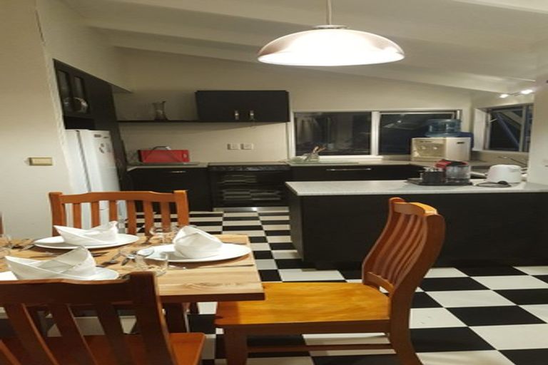 Photo of property in 4 Eureka Place, Parahaki, Whangarei, 0112