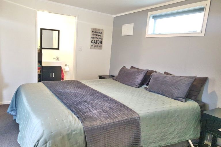 Photo of property in 145 Harbour Drive, Matarangi, Whitianga, 3592