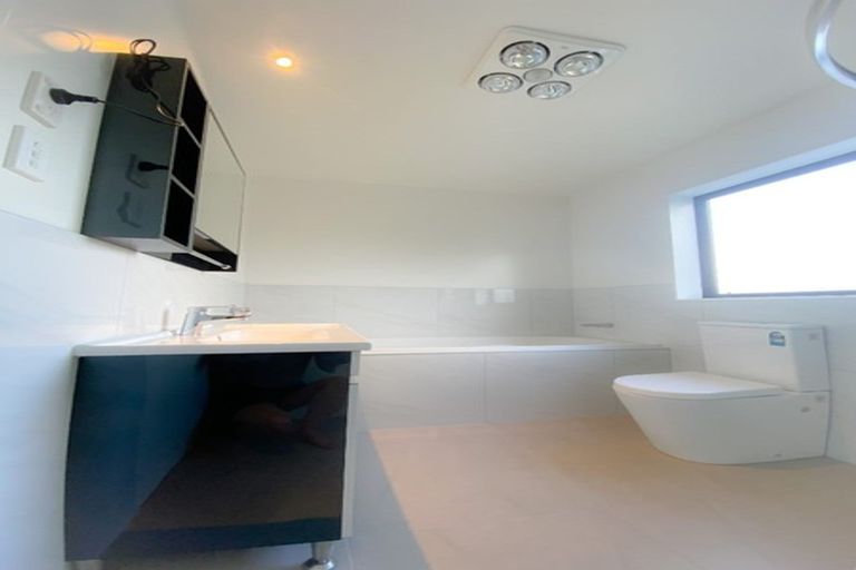 Photo of property in 7 Apple Lane, Henderson, Auckland, 0610