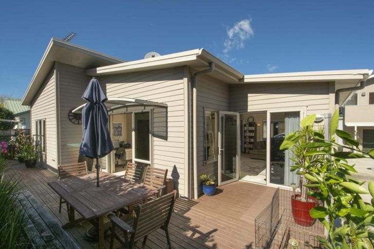 Photo of property in 46e Percy Road, Papamoa Beach, Papamoa, 3118