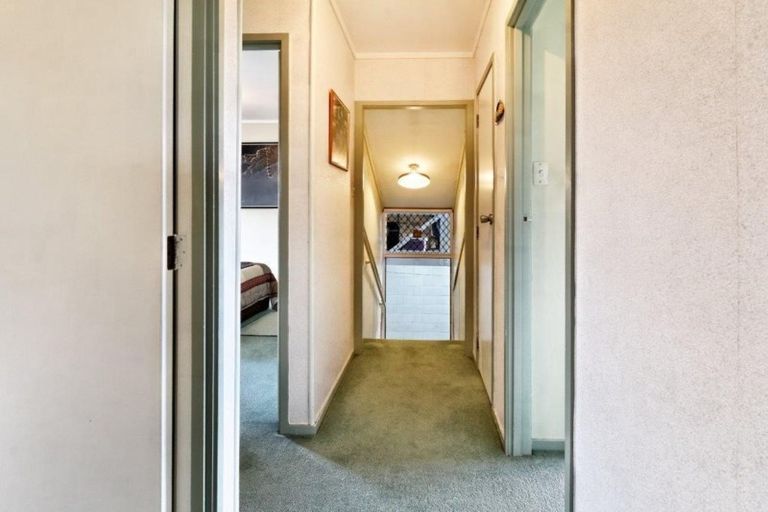 Photo of property in 3/2 Routley Drive, Glen Eden, Auckland, 0602