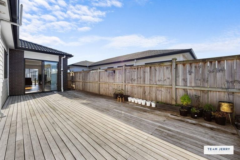 Photo of property in 25 Perkins Street, Papakura, 2110