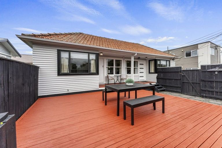 Photo of property in 56 Awamutu Grove, Waiwhetu, Lower Hutt, 5010