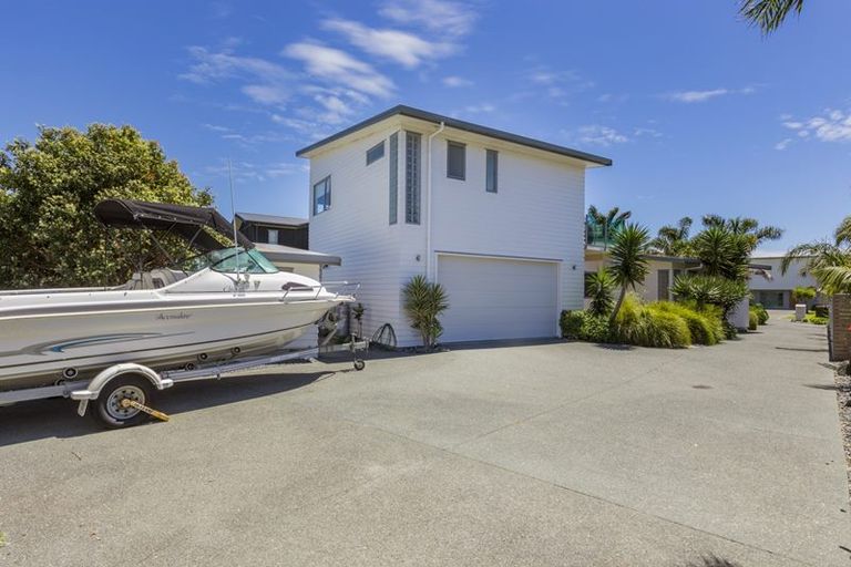 Photo of property in 26 Taumata Road, Omaha, Warkworth, 0986