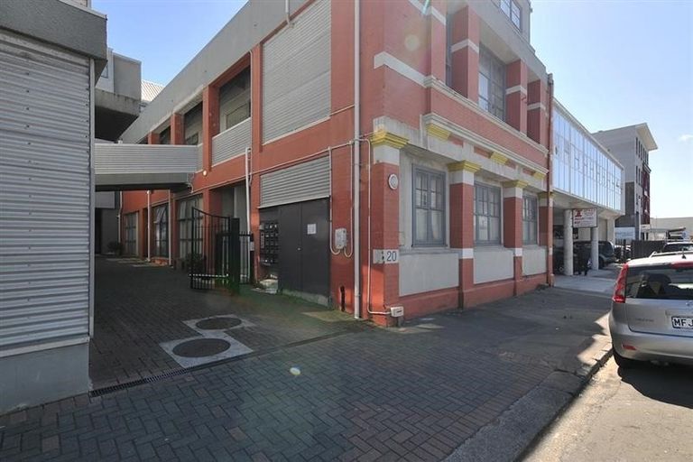 Photo of property in Hopper Street Apartments, 11/20 Hopper Street, Mount Cook, Wellington, 6011