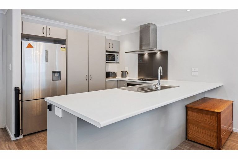 Photo of property in 2 Suncrest Lane, Port Whangarei, Whangarei, 0110