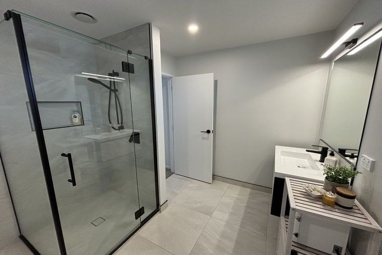 Photo of property in 16 Mutetai Road, Clarks Beach, 2122