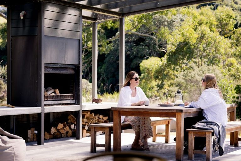 Photo of property in 851b Takatu Road, Tawharanui Peninsula, Matakana, 0986