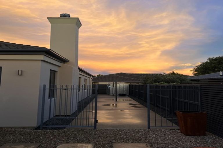 Photo of property in 66 Milns Road, Halswell, Christchurch, 8025