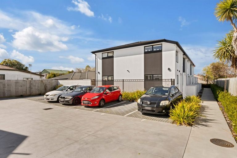 Photo of property in 7/550 Barbadoes Street, Edgeware, Christchurch, 8013