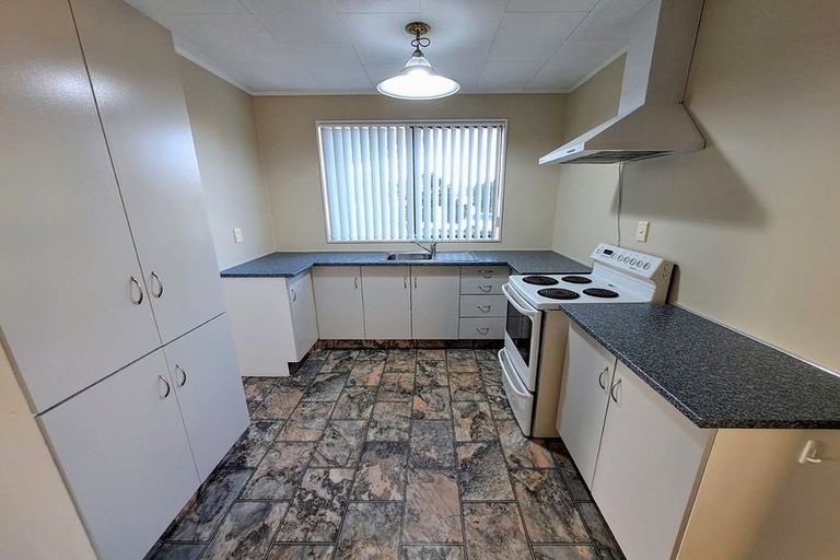 Photo of property in 2/4 Armilla Lane, Hei Hei, Christchurch, 8042