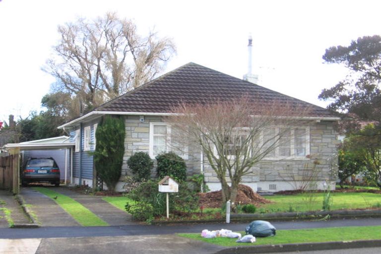 Photo of property in 35 Parata Street, Hokowhitu, Palmerston North, 4410