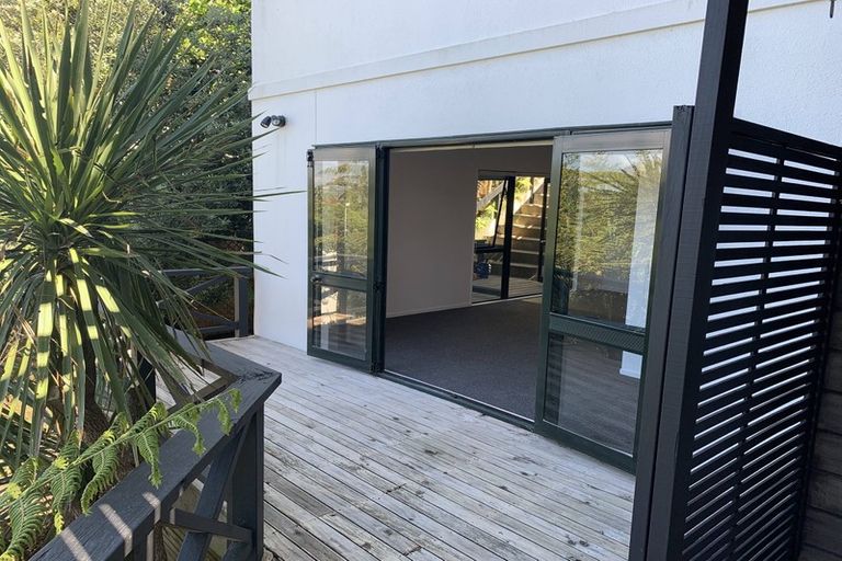 Photo of property in 1/2 Parr Terrace, Castor Bay, Auckland, 0620