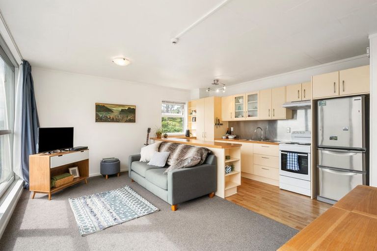 Photo of property in 6/24 Patanga Crescent, Thorndon, Wellington, 6011