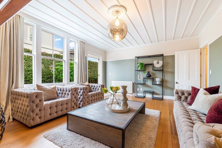 Photo of property in 19 Buchanan Street, Devonport, Auckland, 0624