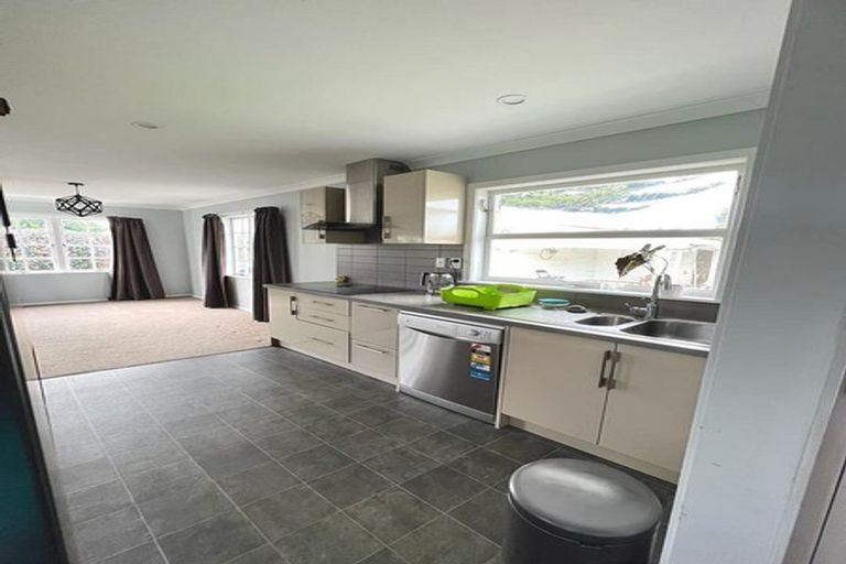 Photo of property in 6 Henare Street, West End, Palmerston North, 4412