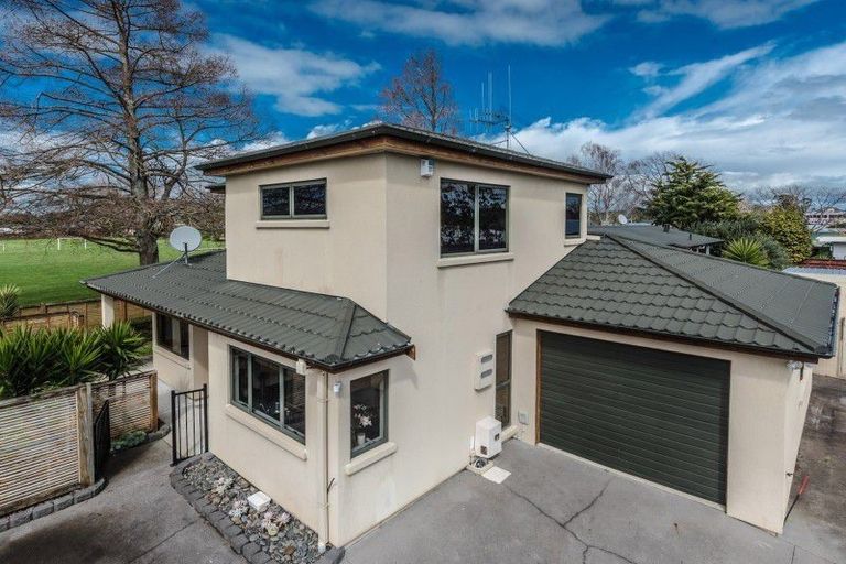 Photo of property in 18a Vardon Road, St Andrews, Hamilton, 3200