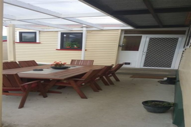 Photo of property in 57 Harris Street, Waimate, 7924