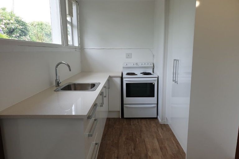 Photo of property in 3/26 Mellons Bay Road, Howick, Auckland, 2014