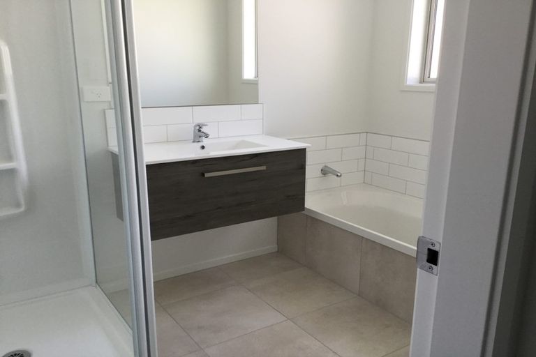 Photo of property in 1 Harakeke Way, Papamoa Beach, Te Puke, 3187