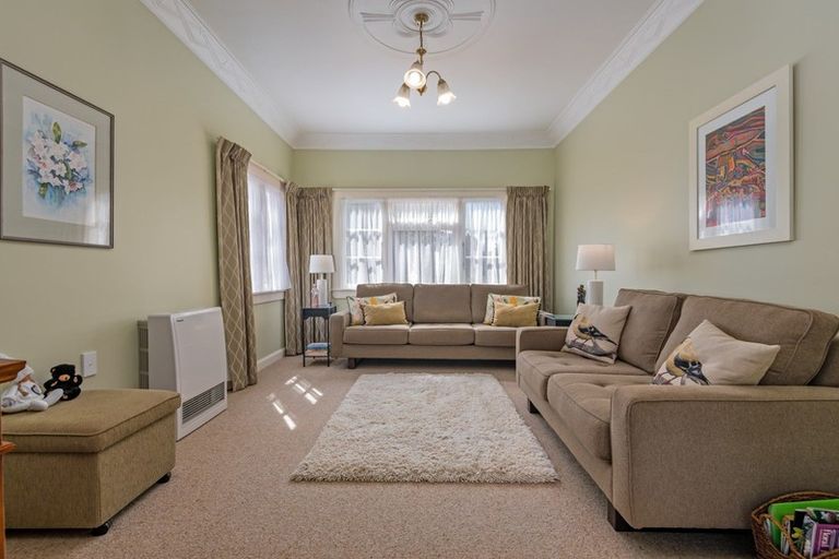 Photo of property in 34 Rongopai Street, Palmerston North, 4414