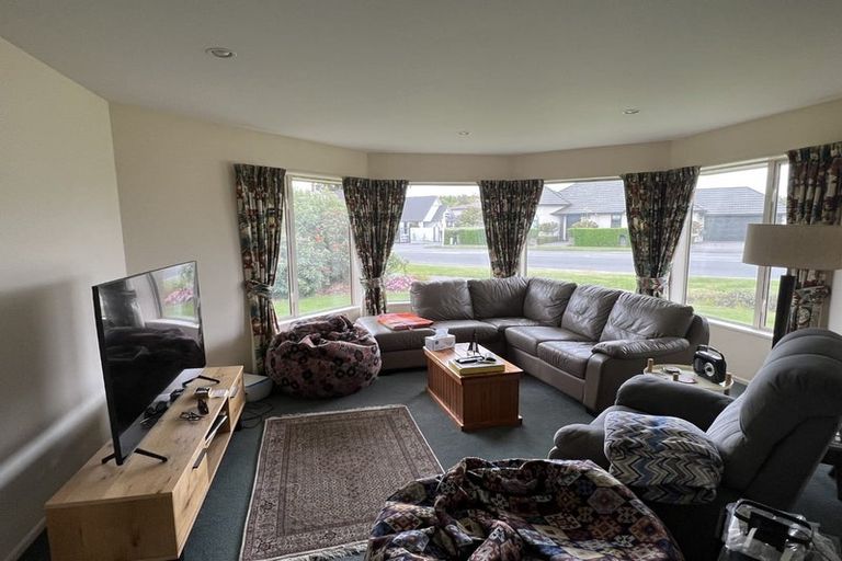 Photo of property in 537 Harewood Road, Harewood, Christchurch, 8051