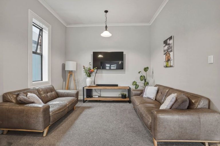 Photo of property in 2 Baker Street, Caversham, Dunedin, 9012