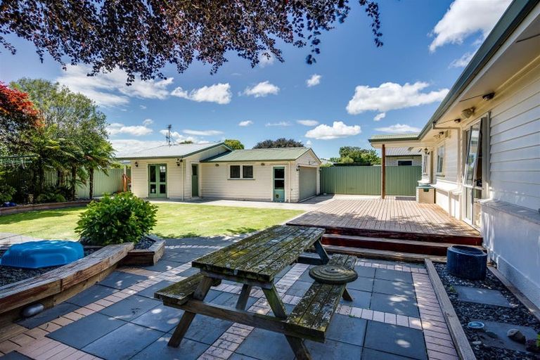 Photo of property in 906 Sylvan Road, Mayfair, Hastings, 4122