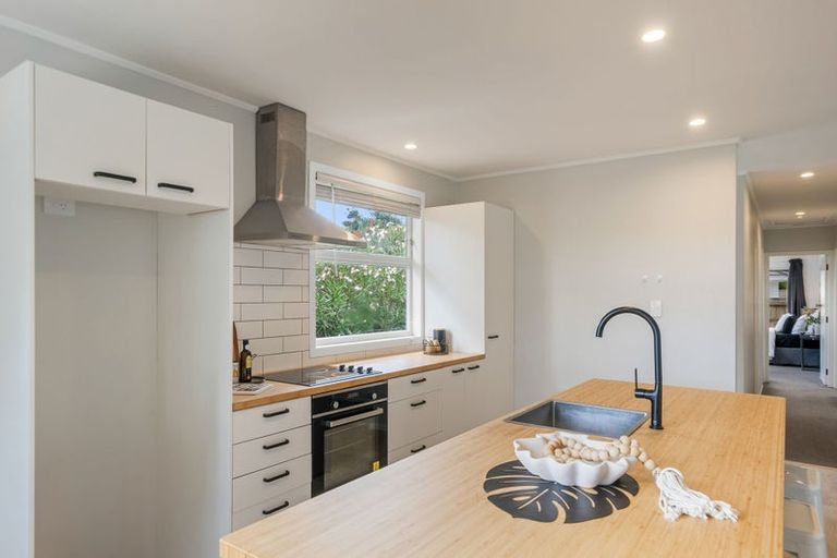 Photo of property in 14 Rangiatea Street, Paraparaumu Beach, Paraparaumu, 5032