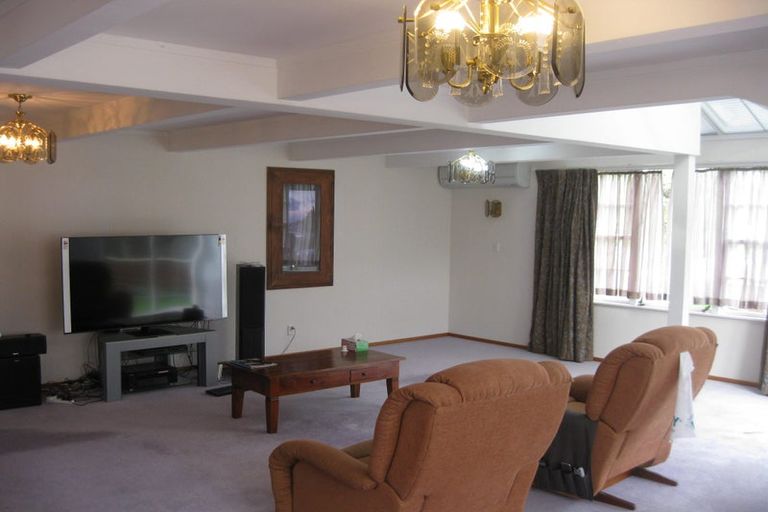 Photo of property in 28 Maple Grove, Kingston, Wellington, 6021