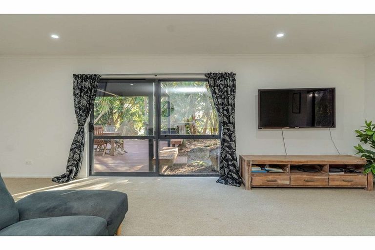 Photo of property in 530 Waimate North Road, Kerikeri, 0293