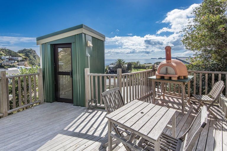 Photo of property in 29 Rewa Place, Russell, 0202