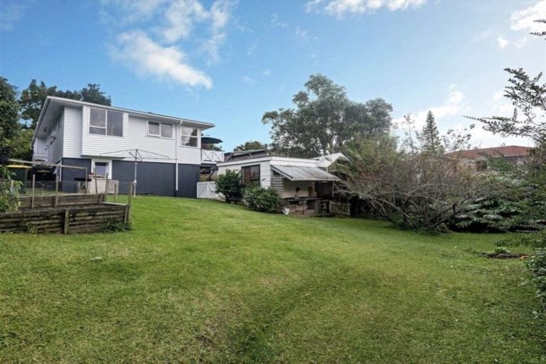 Photo of property in 8 Yeoman Place, Howick, Auckland, 2014