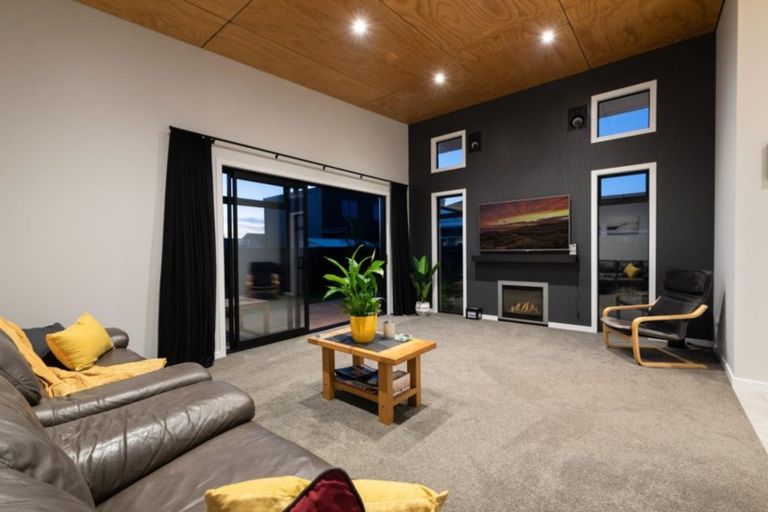 Photo of property in 23 Selliera Place, Papamoa Beach, Papamoa, 3118