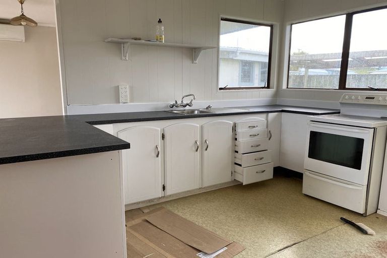 Photo of property in 68a Thatcher Street, Castlecliff, Whanganui, 4501