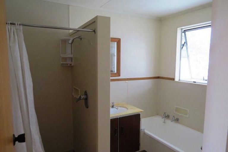 Photo of property in 24 Trimble Place, Bell Block, New Plymouth, 4312