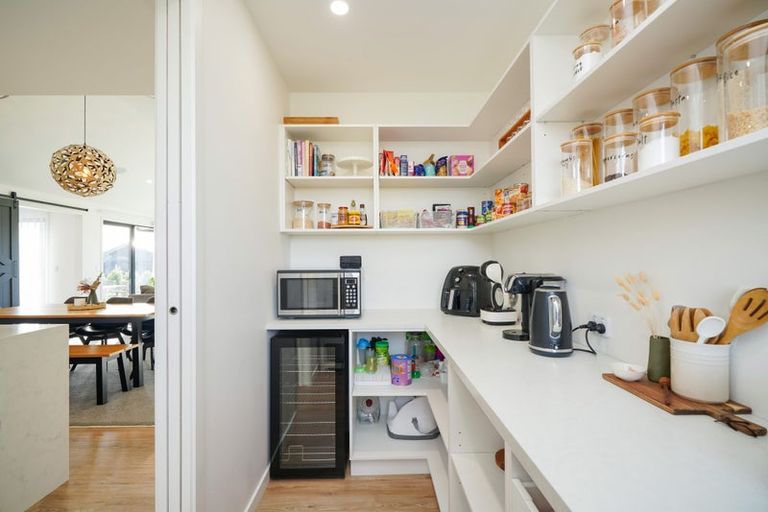 Photo of property in 6 Chatham Rise, Seaward Bush, Invercargill, 9812