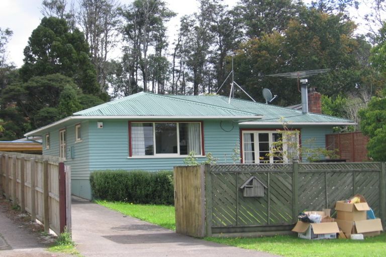 Photo of property in 125 Atkinson Road, Titirangi, Auckland, 0604