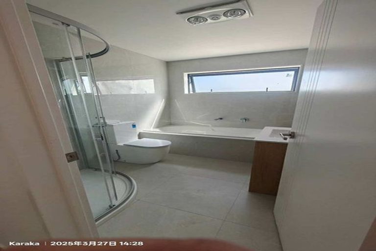 Photo of property in 35 Kaapehu Street, Karaka, 2578