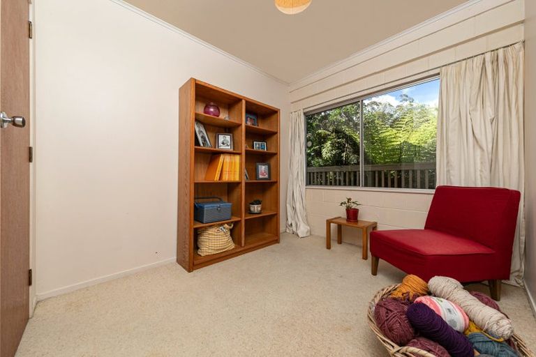Photo of property in 7 Highlight Parade, Te Atatu South, Auckland, 0610