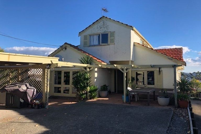 Photo of property in 20 Dallinghoe Crescent, Milford, Auckland, 0620