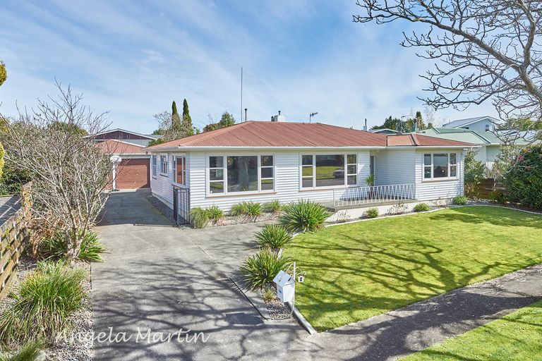 Photo of property in 3 Berkley Place, Awapuni, Palmerston North, 4412