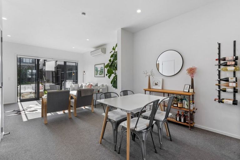 Photo of property in 8 Joshua Carder Drive, Hobsonville, Auckland, 0616