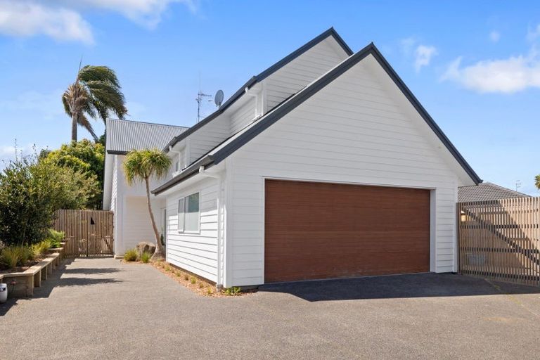 Photo of property in 15 Verbena Glen, Mount Maunganui, 3116
