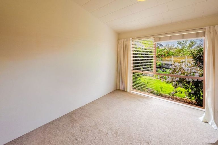 Photo of property in 72 Puketapu Road, Taradale, Napier, 4112